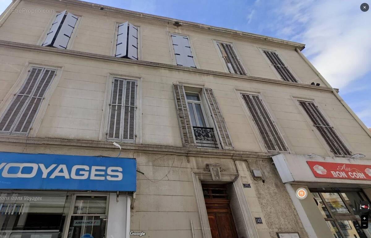 Appartement à MARSEILLE-8E