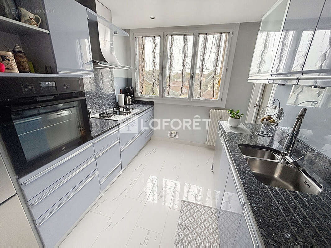 Appartement à VILLEJUIF