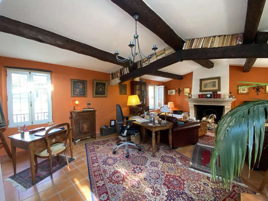 Maison à VILLENEUVE-LOUBET