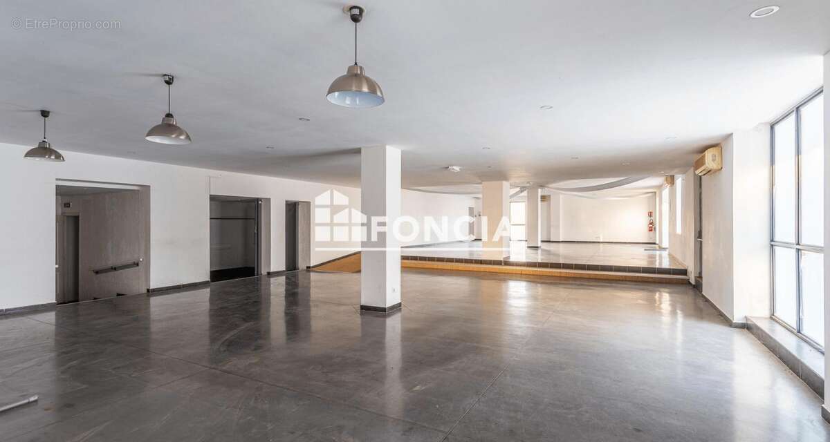 Maison à SAINT-CYR-SUR-MER