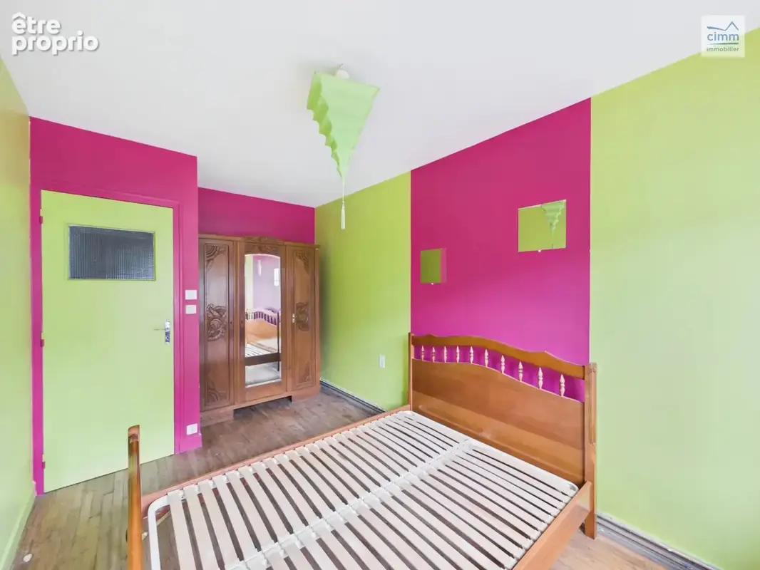 Longère en pierre de 111 m² sur un terrain de 7312 m² - photo 10