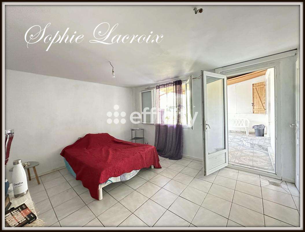 Maison à SALAISE-SUR-SANNE