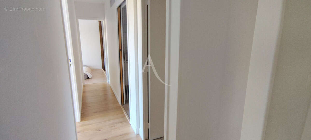 Bel appartement 4 pièces Résidence Le Jardin des Lys Les Ulis - photo 13