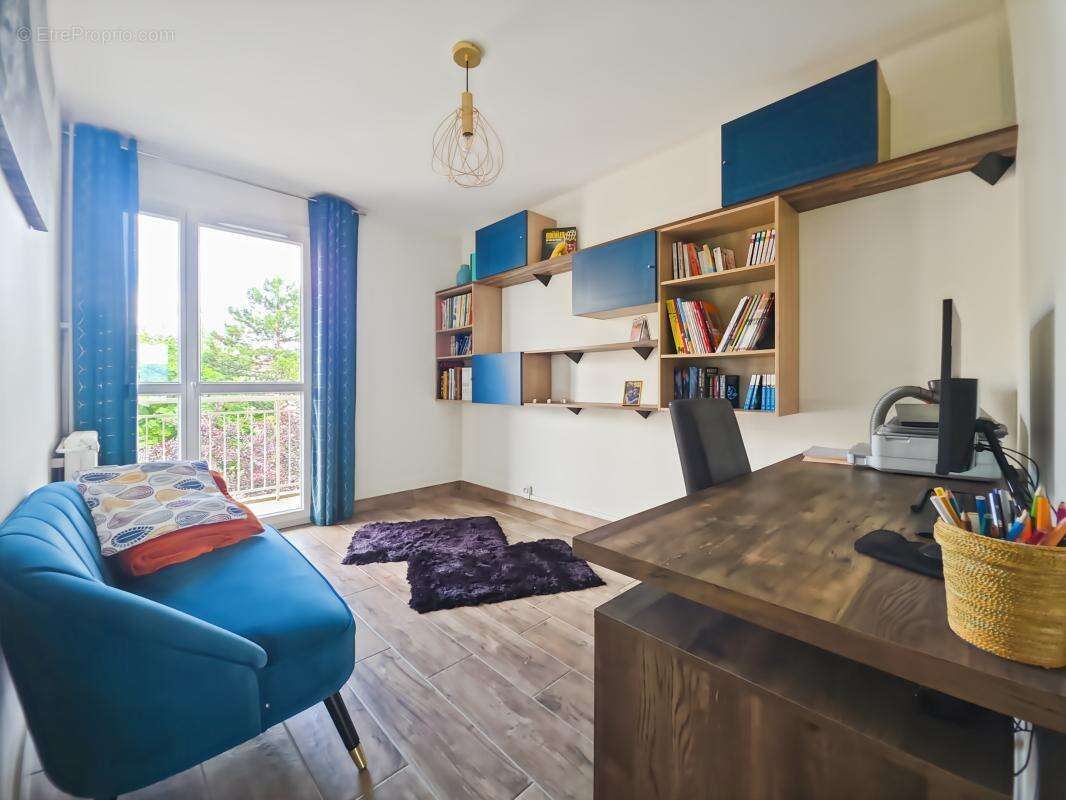 Appartement à SAINTE-FOY-LES-LYON