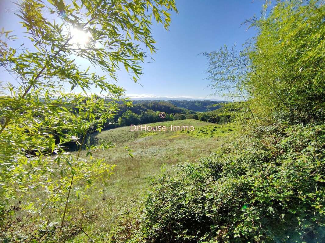 Maison à SAINT-BARDOUX