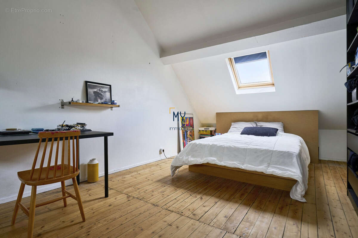 CHAMBRE 3/4 - Maison à vendre - 6 pièces - 169 m²- Marquette-lez-Lille - Maison à MARQUETTE-LEZ-LILLE