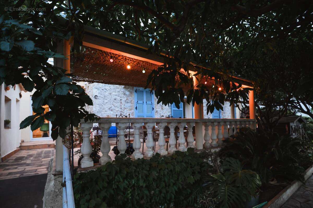 Maison à CAP-D'AIL