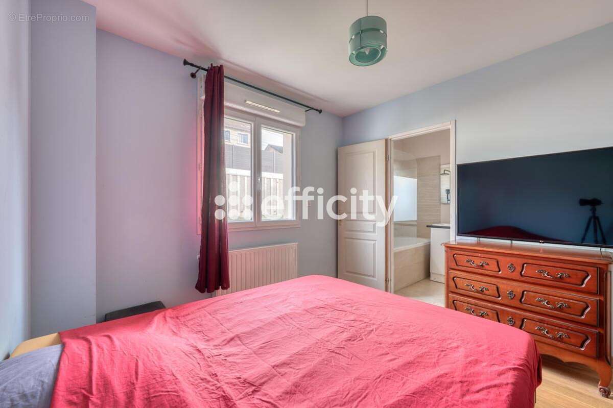 Maison à EPINAY-SUR-ORGE