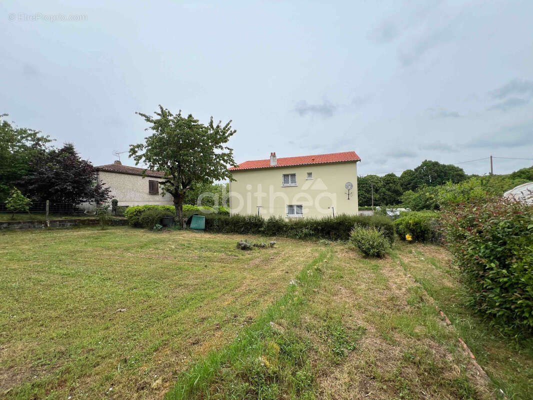 Maison à SAINT-AGNANT
