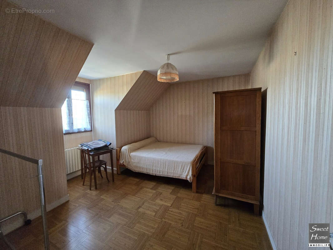 Maison à MAGNY-LES-HAMEAUX