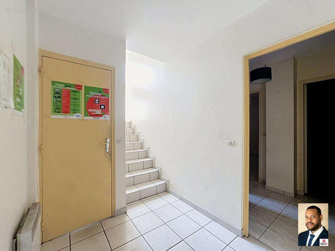 Immeuble vitry sur seine 190 m2 un actif immobilier aux multiples possibilités - photo 4