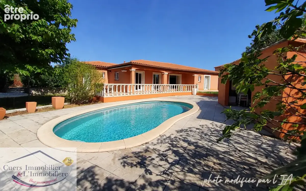 Cuers, villa T7 183m2 - photo 4