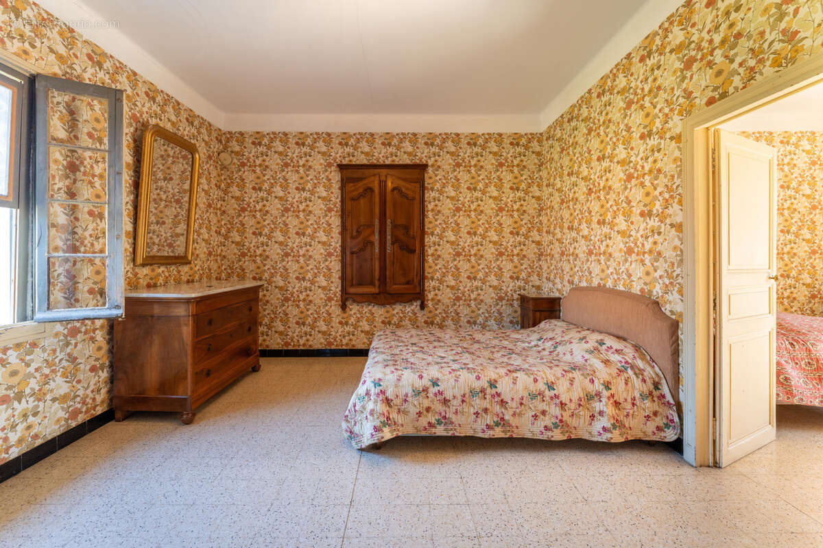 Maison à BELLEGARDE