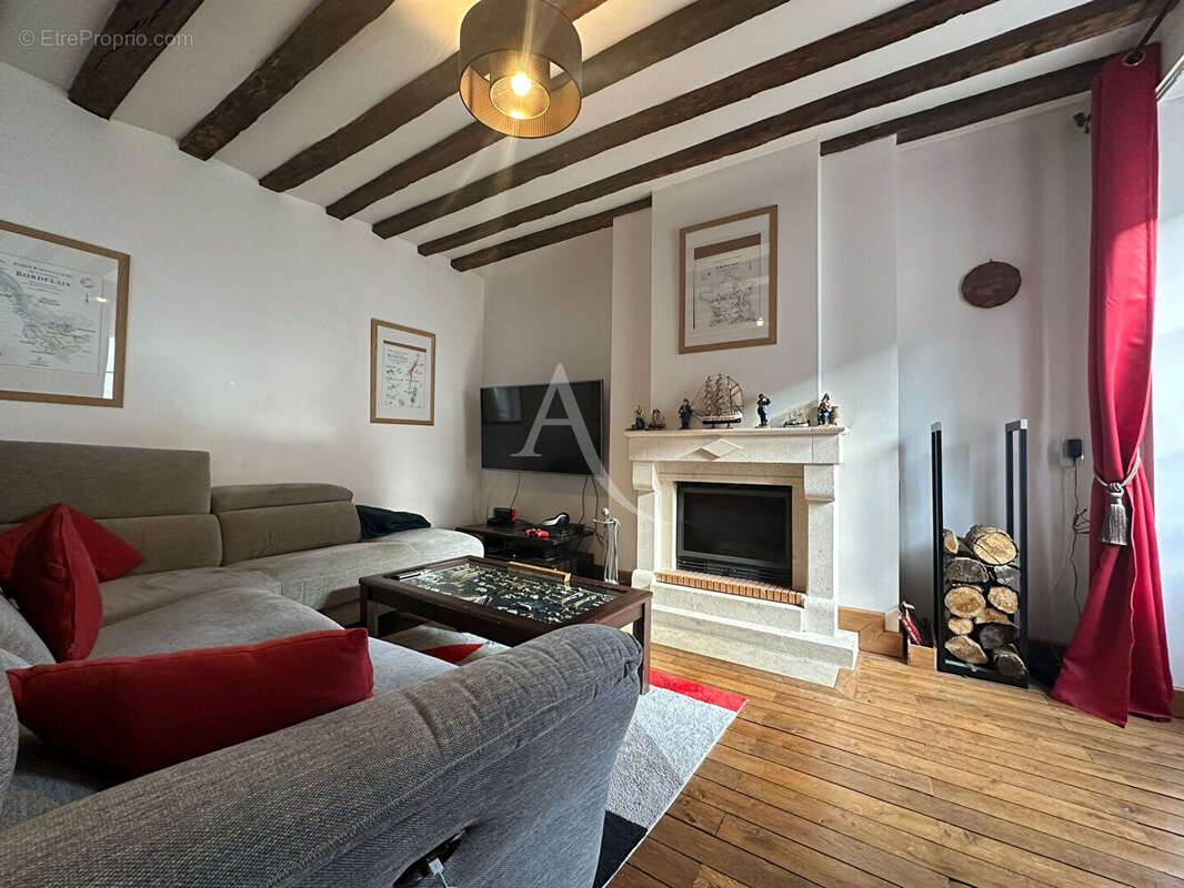 Appartement à MENETOU-SALON