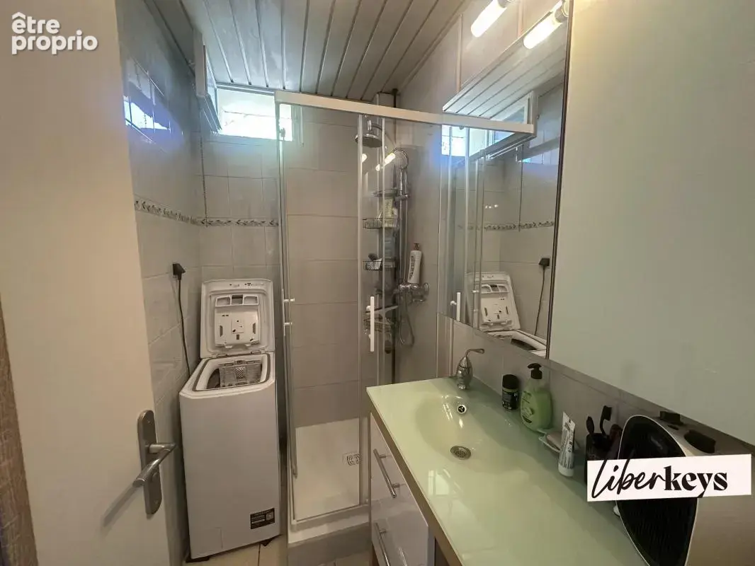 Meyzieu – Appartement 3 pièces de 56,75 m² avec balcon, cave et stationnement - photo 10