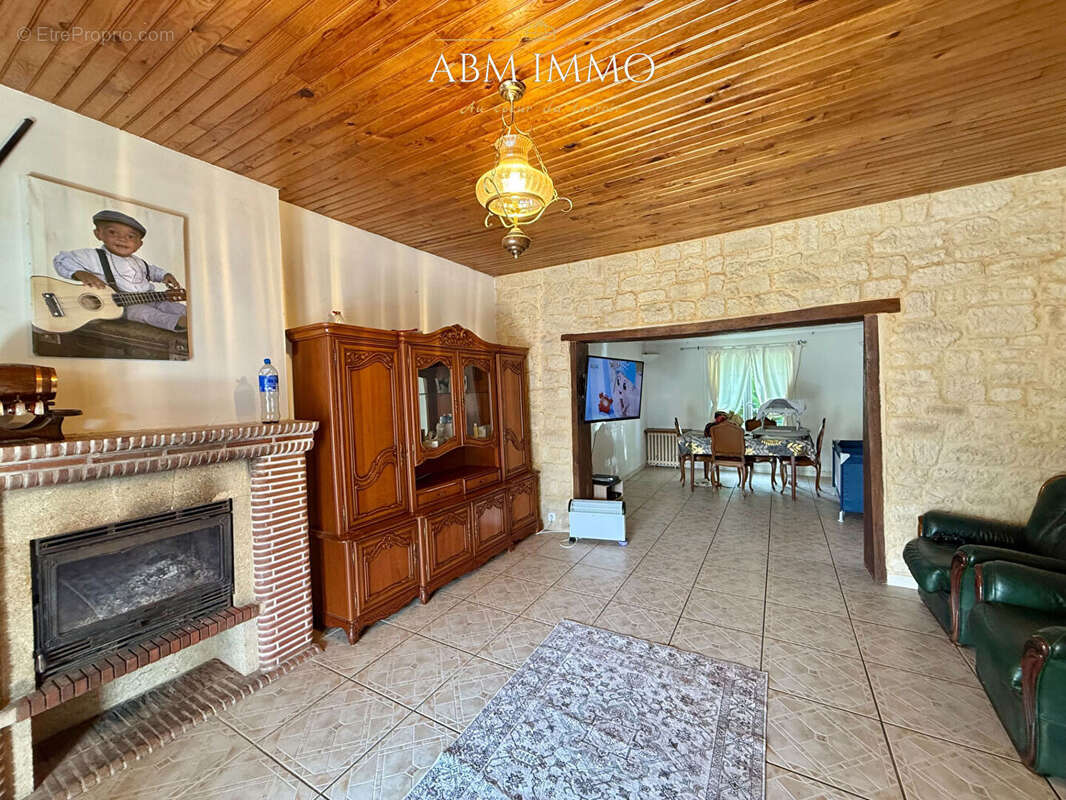 Maison à PRIGONRIEUX