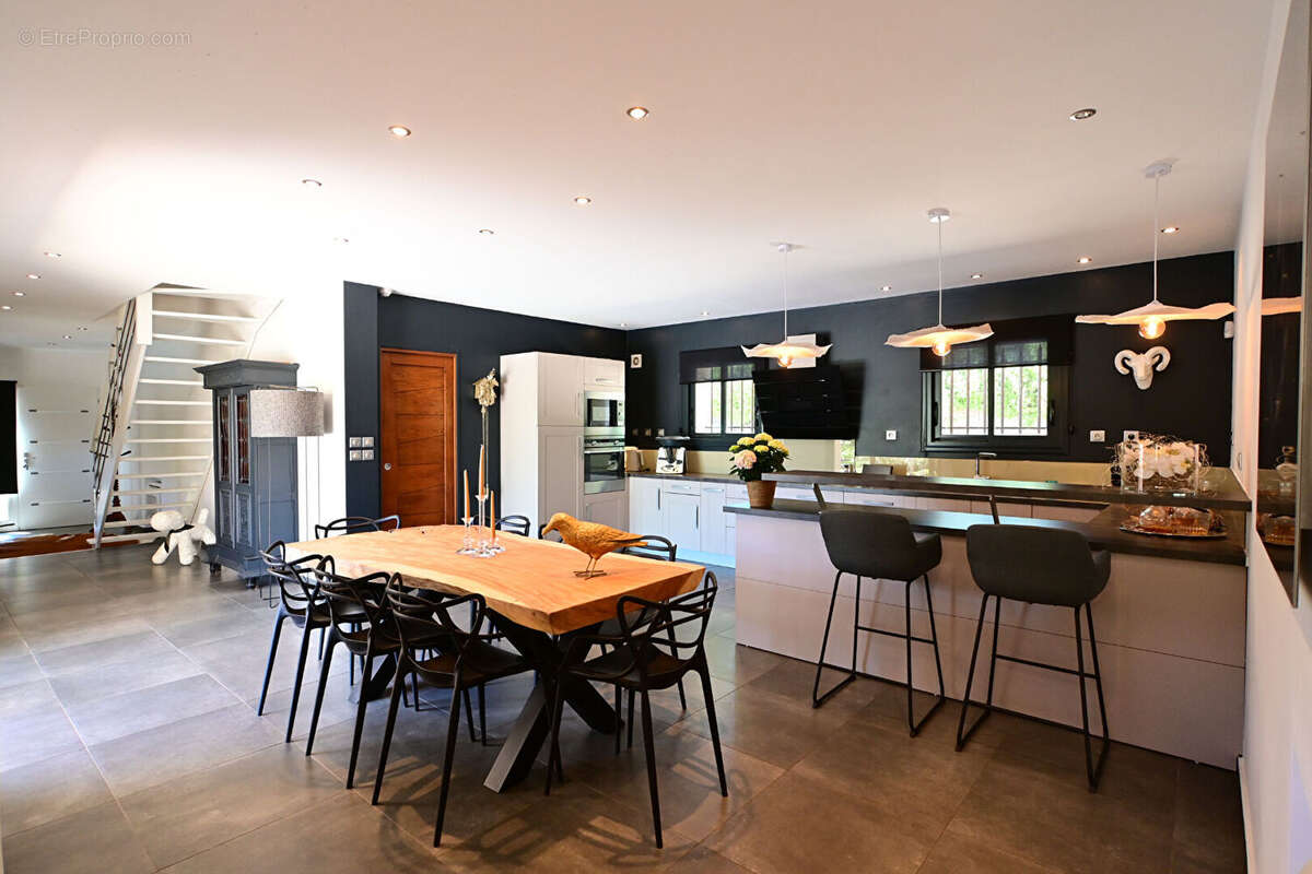 Maison 168m² à saumane-de-vaucluse - photo 8