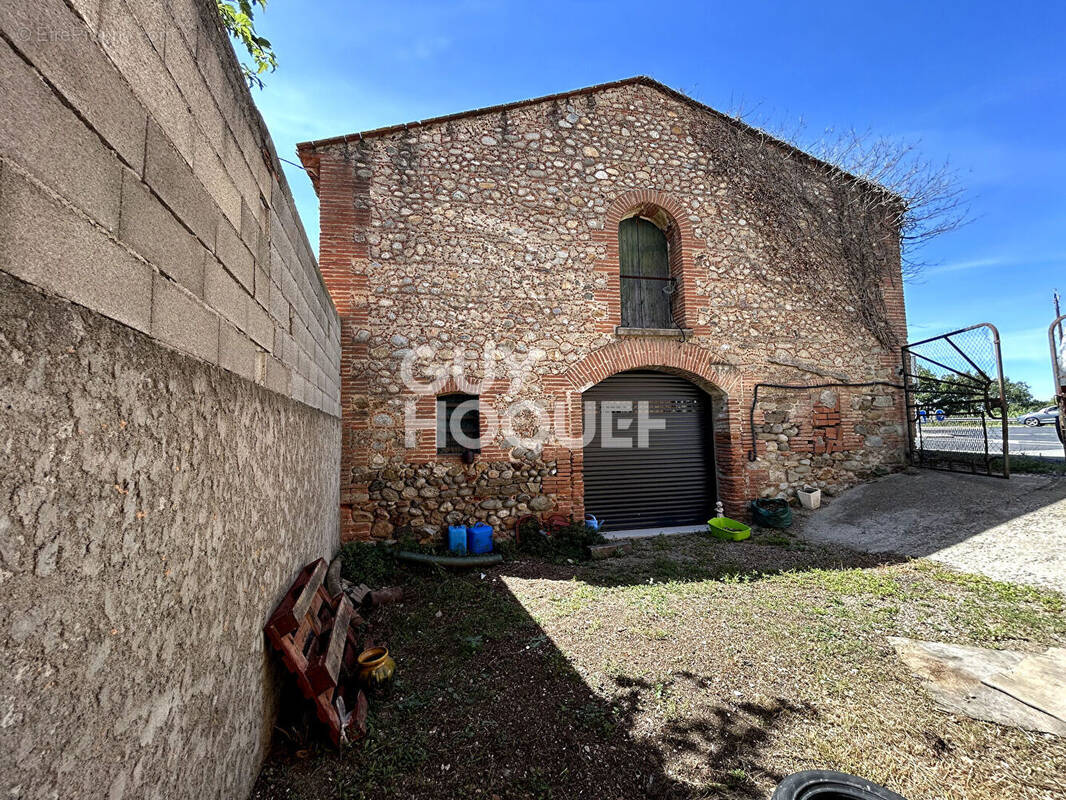 Commerce à VILLEMOLAQUE