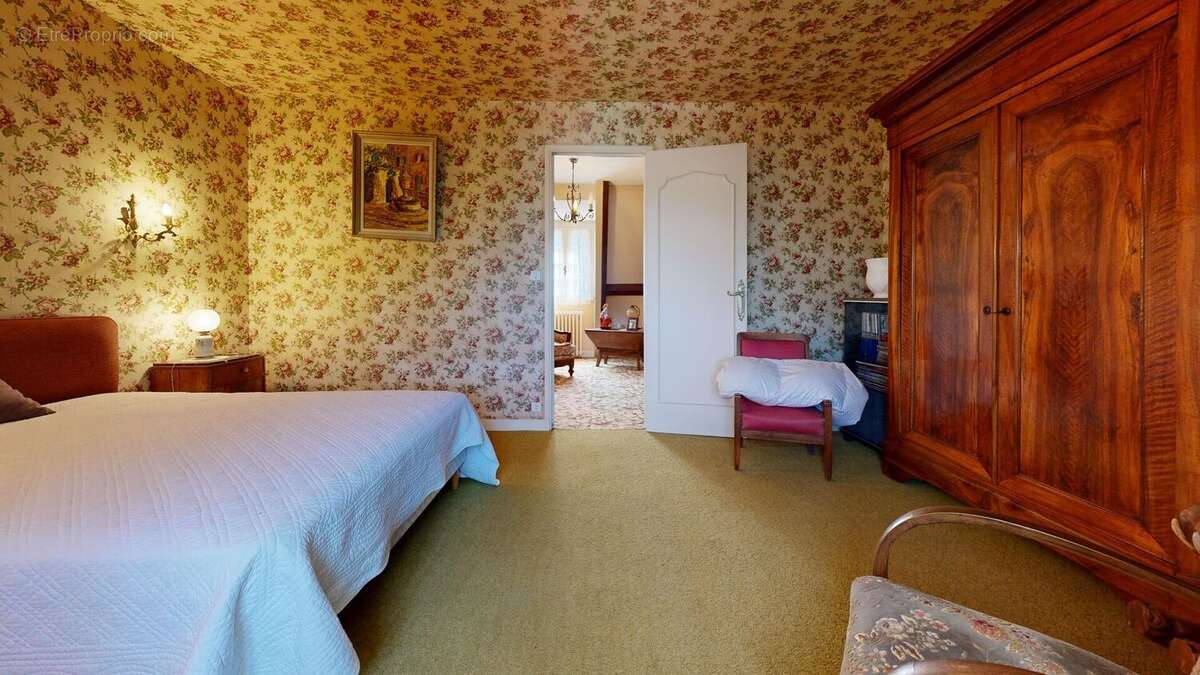 MaisonaproximiteducentredeSAINTCYPRIENBedroom 8