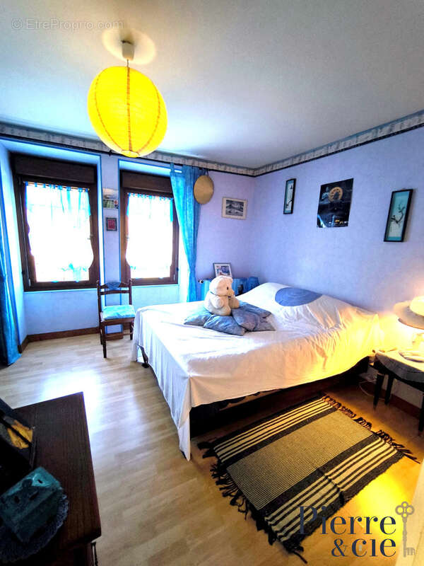 Maison à SAIRES-LA-VERRERIE