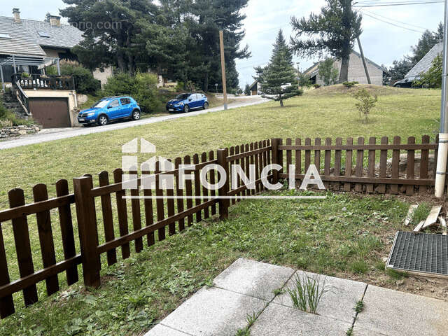 Appartement à LAYE