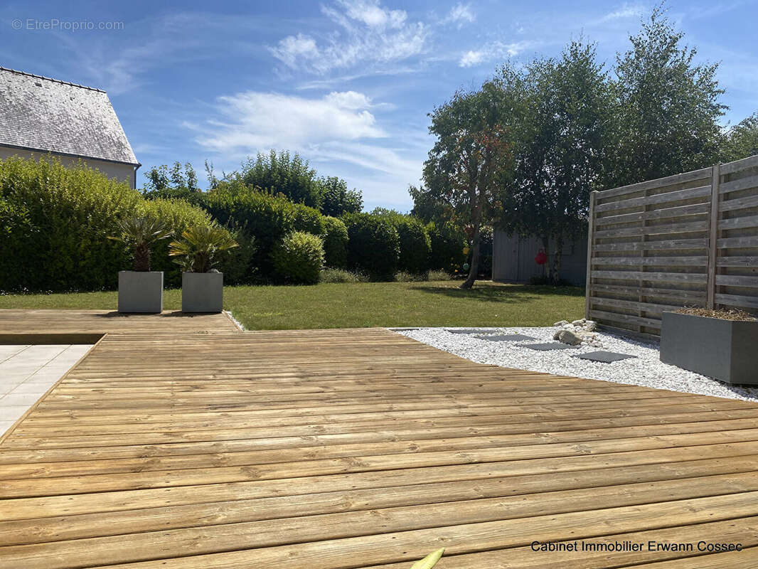 LOCTUDY-Larvor  Une maison récente à deux pas des plages. - photo 15