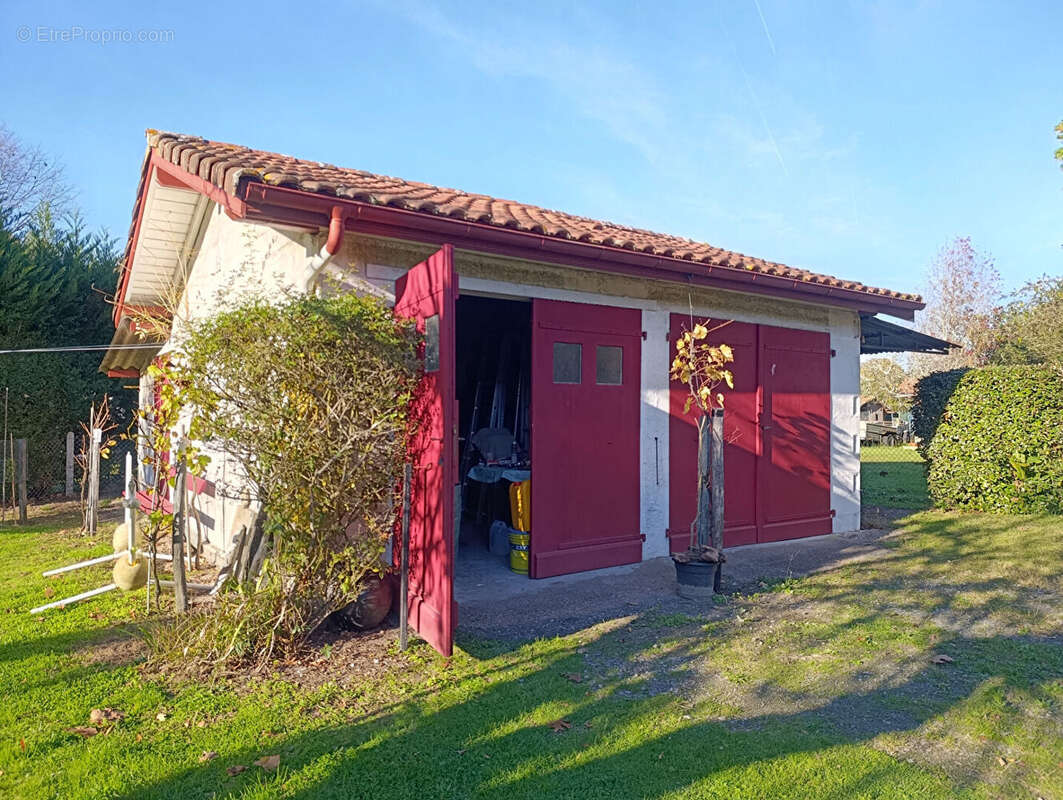 Maison à VIELLE-SAINT-GIRONS