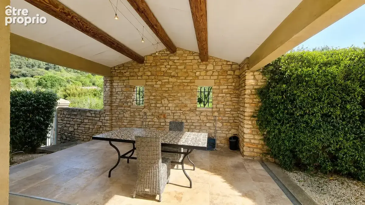 Maison 4 pièces 199 m² à vendre à Saint-Hippolyte-De-Montaigu (30700) - photo 8