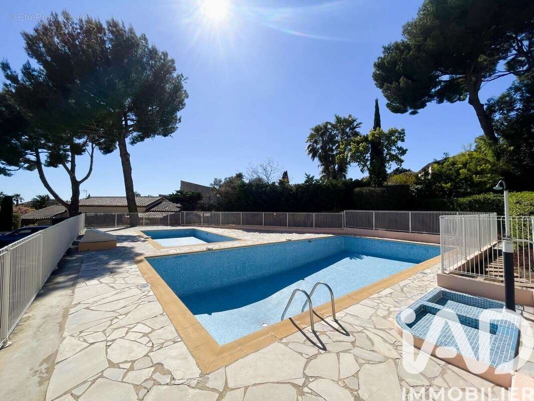 Photo 2 - Appartement à BANDOL