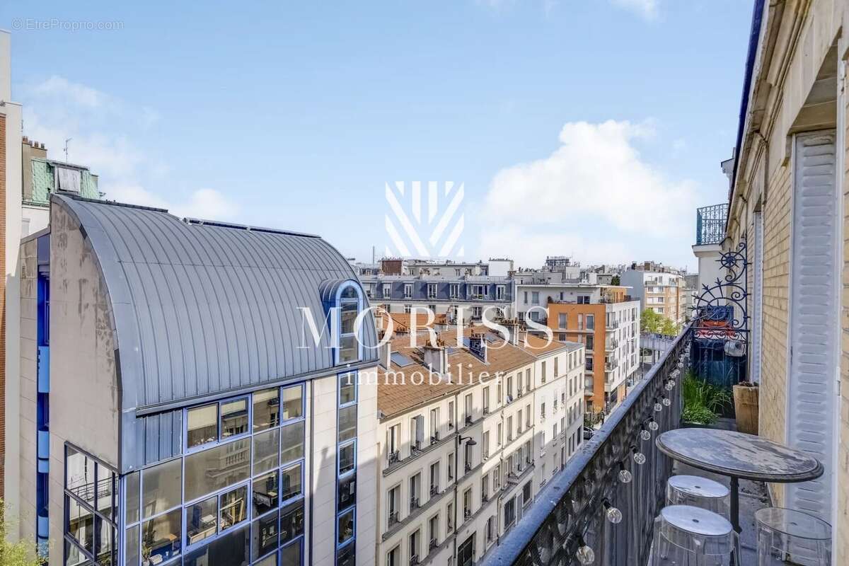Appartement à PARIS-17E