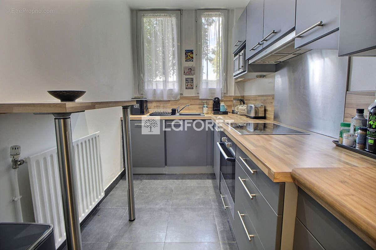 Appartement à SURESNES