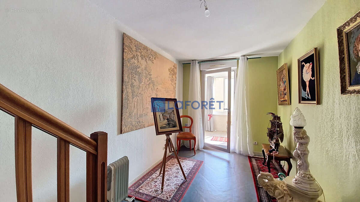 Appartement à MARSEILLE-11E