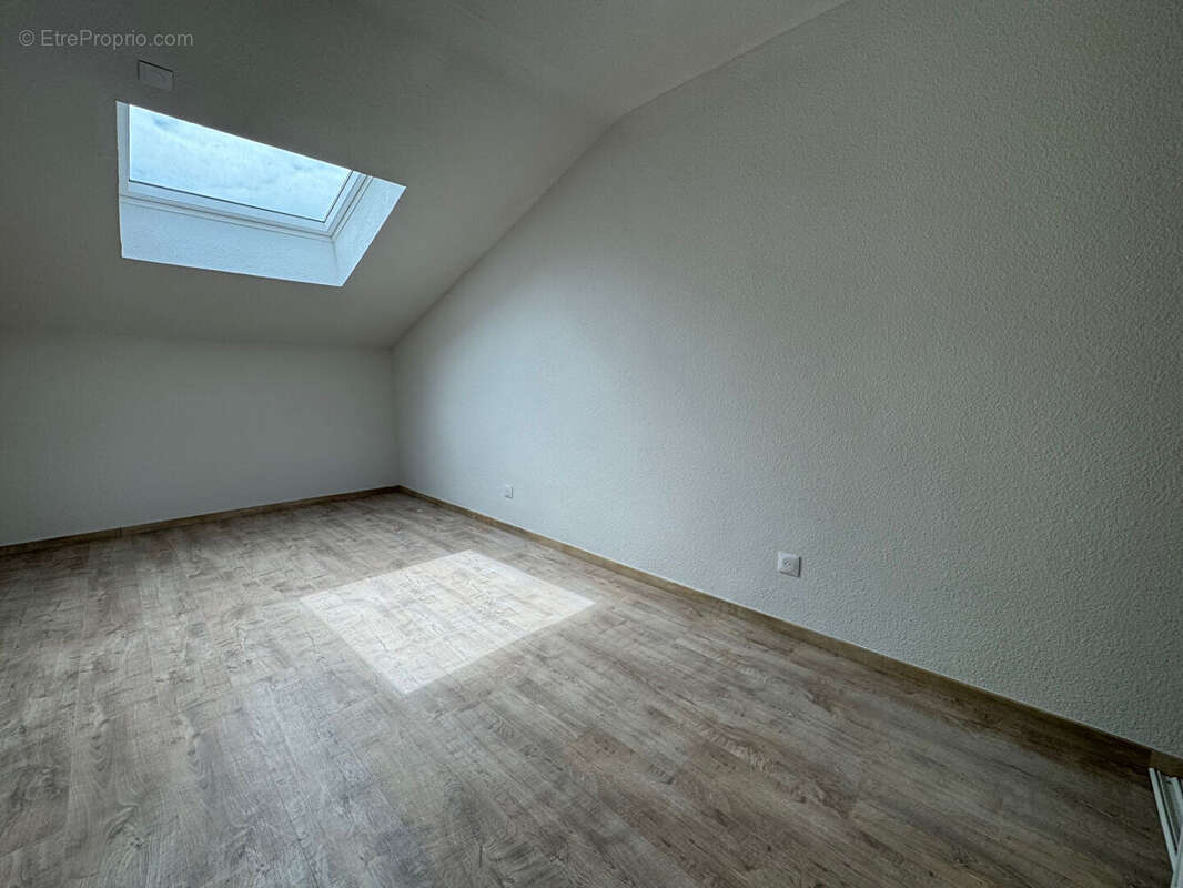 Appartement 4 pièces de 91m² + 45m² de Terrasse ! SAINT-ALBAN - photo 5