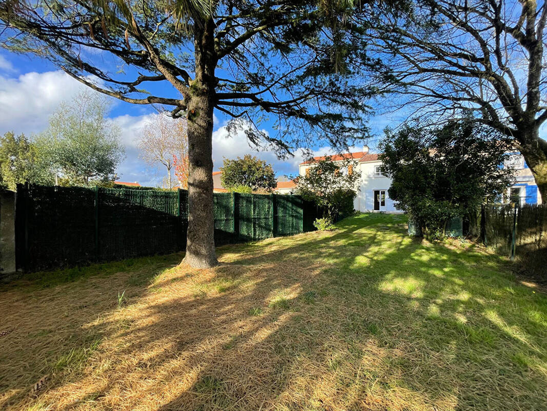 Maison à SAINT-SEBASTIEN-SUR-LOIRE