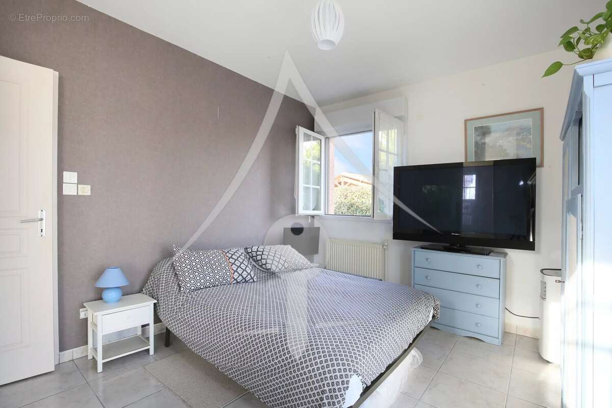 Maison à LAVERNOSE-LACASSE