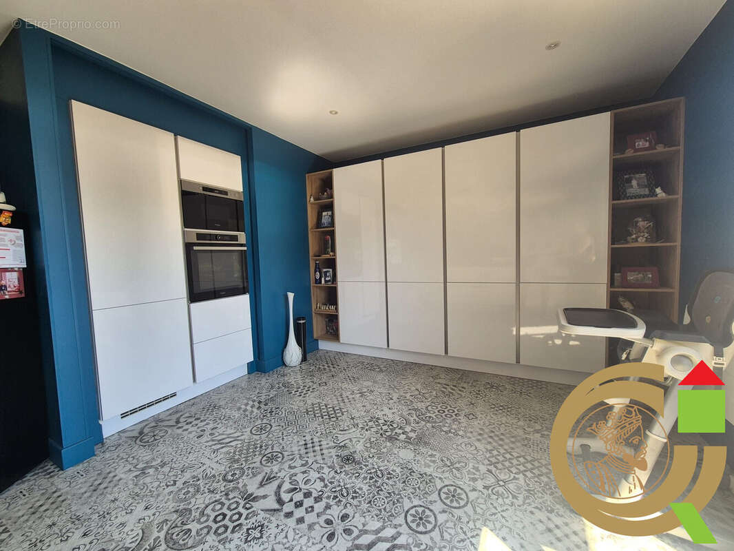 Maison 110 m² à La Calotterie  - photo 8