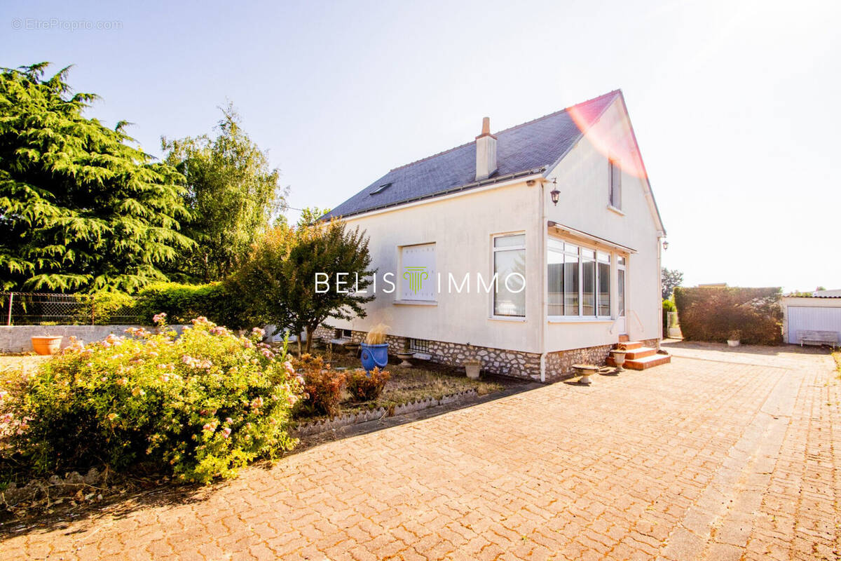 Maison à MONTLOUIS-SUR-LOIRE