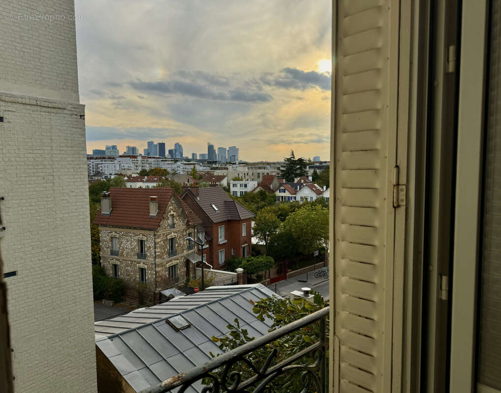 Appartement à LEVALLOIS-PERRET