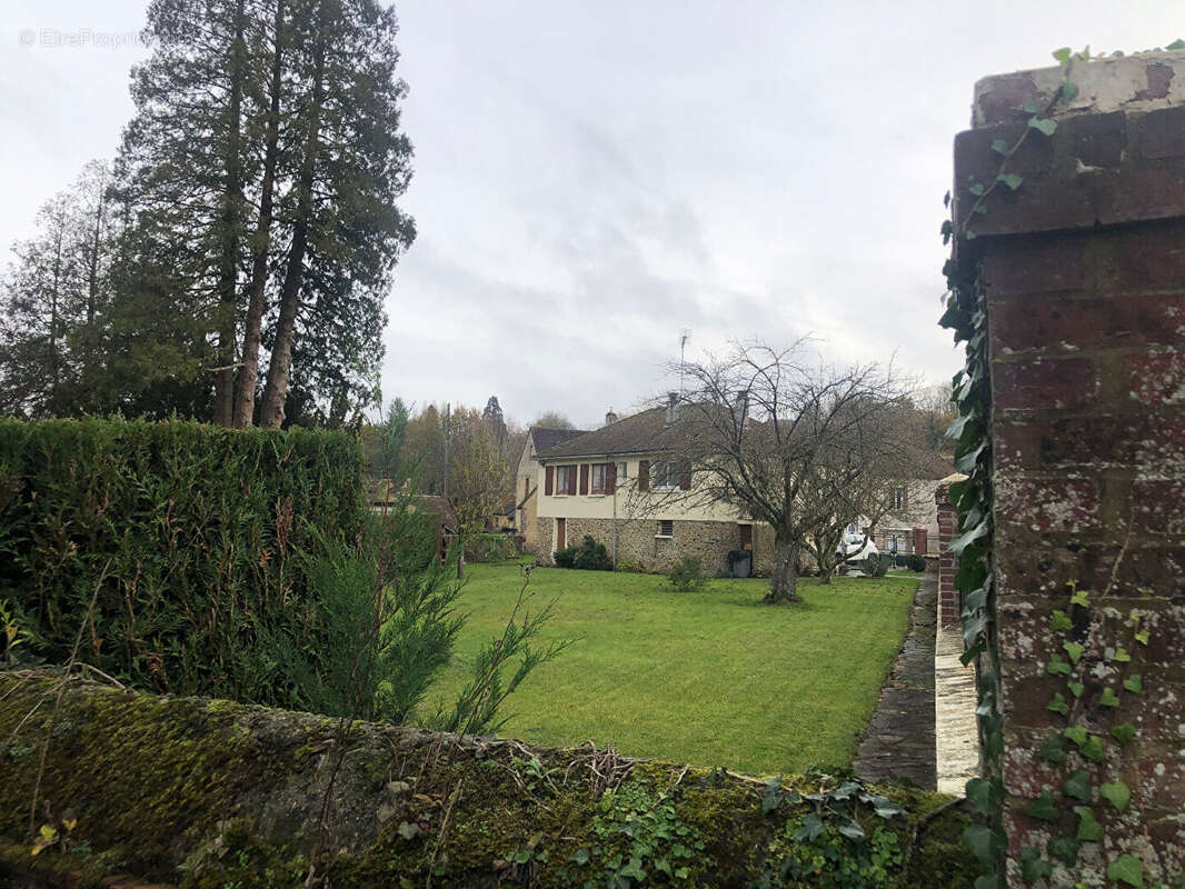 Maison à LONGNY-AU-PERCHE