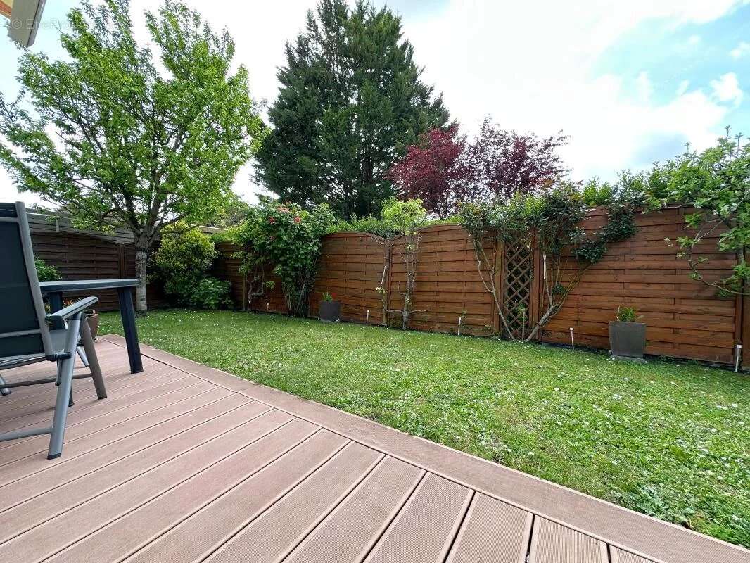 Rare et unique - Domaine de 240m2 (219 m2 carrez) - photo 18