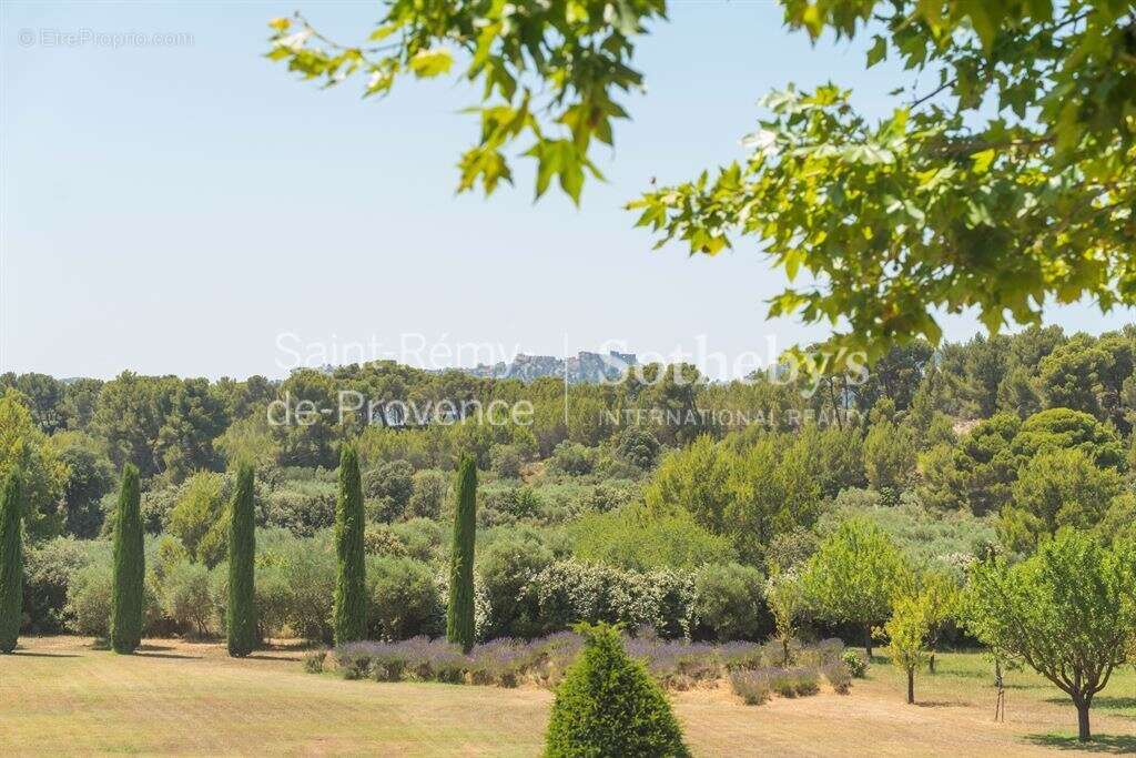 Maison à MAUSSANE-LES-ALPILLES