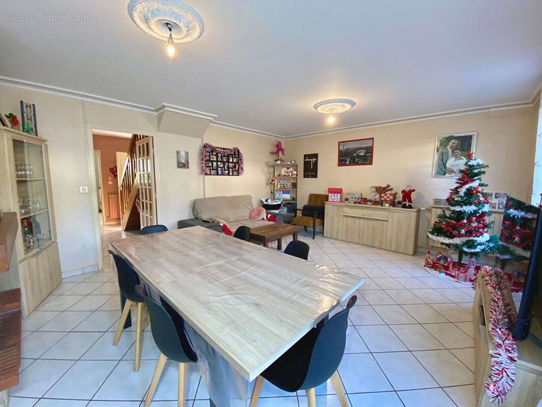 Maison à SAINT-BERTHEVIN