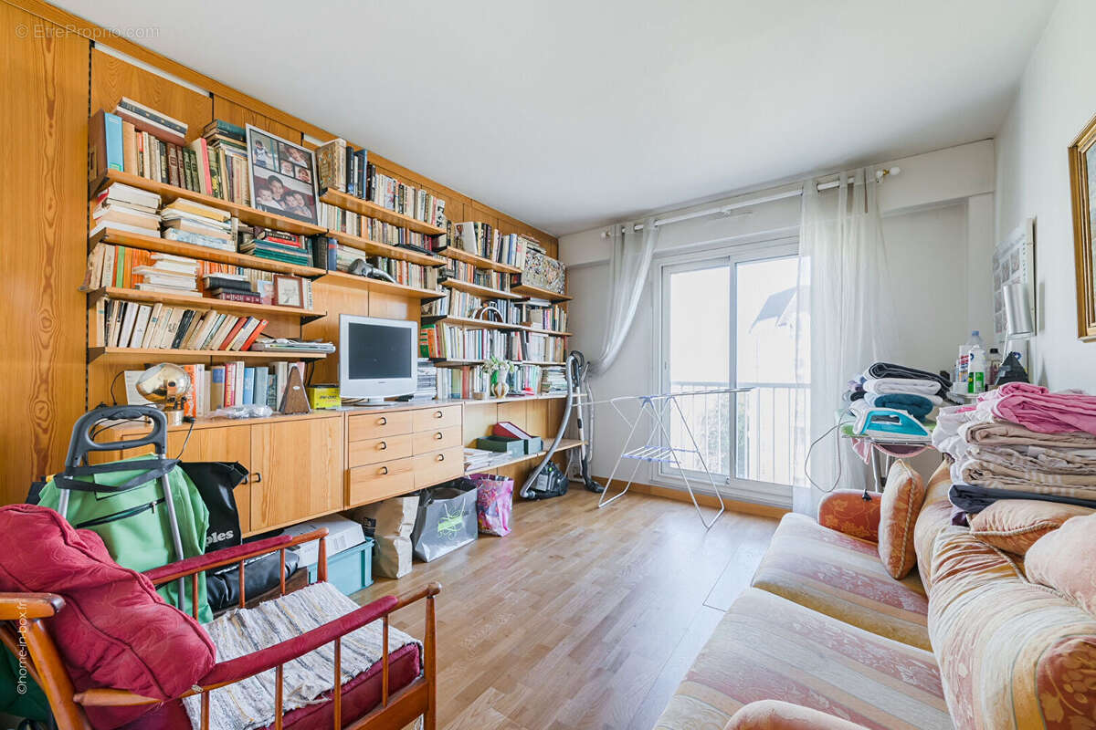 Appartement à PARIS-19E