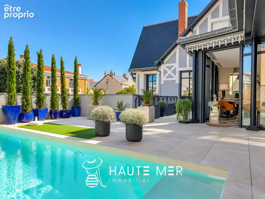 Photo Maison à Les Sables-D'olonne au prix de 2 100 000€