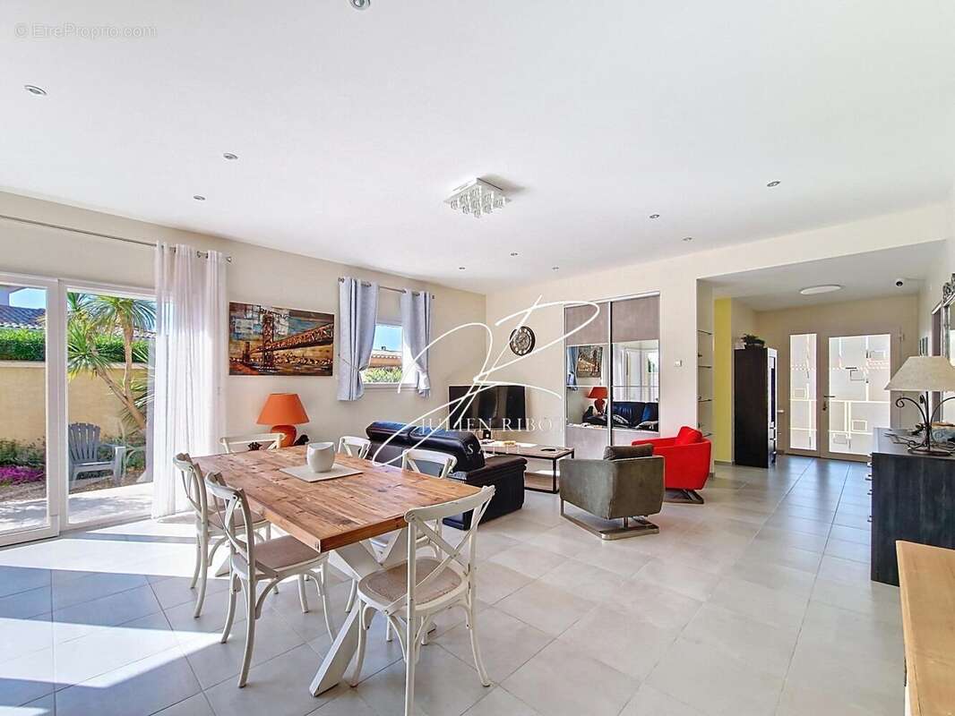 Photo 4 - Maison à CERS