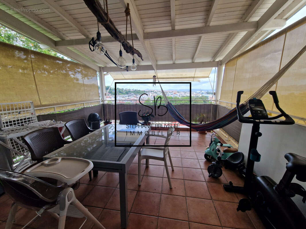 Appartement à FORT-DE-FRANCE