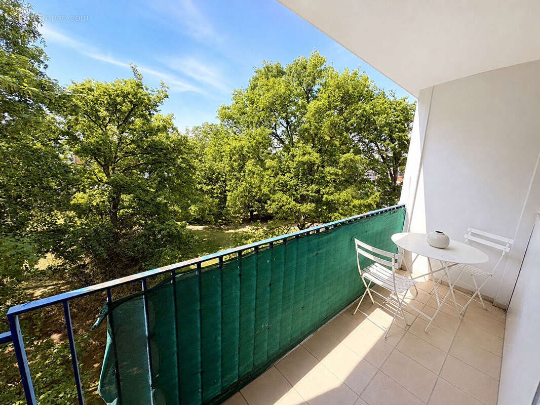 Appartement à AUBERGENVILLE