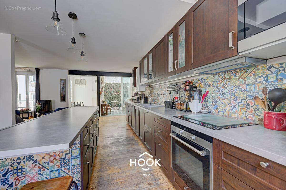 Maison à PARIS-11E