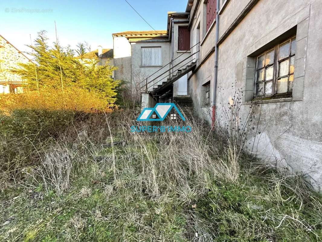 Maison à LA CHAPELLE-LAURENT