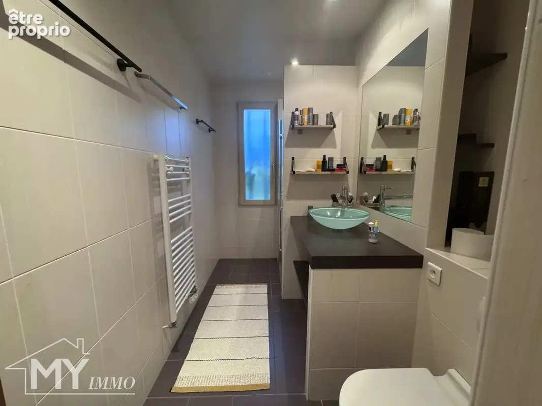 PINEUILH – Propriété d’exception de 350 m² avec piscine, au cœur d’un parc arboré de 5 500 m² et à deux pas des commodités - photo 17